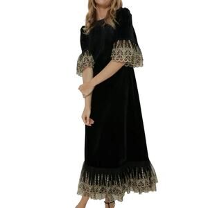 EUC Tuckernuck Pomander Place Velvet Gold Lace Lillith Midi Dress Medium 0251NS